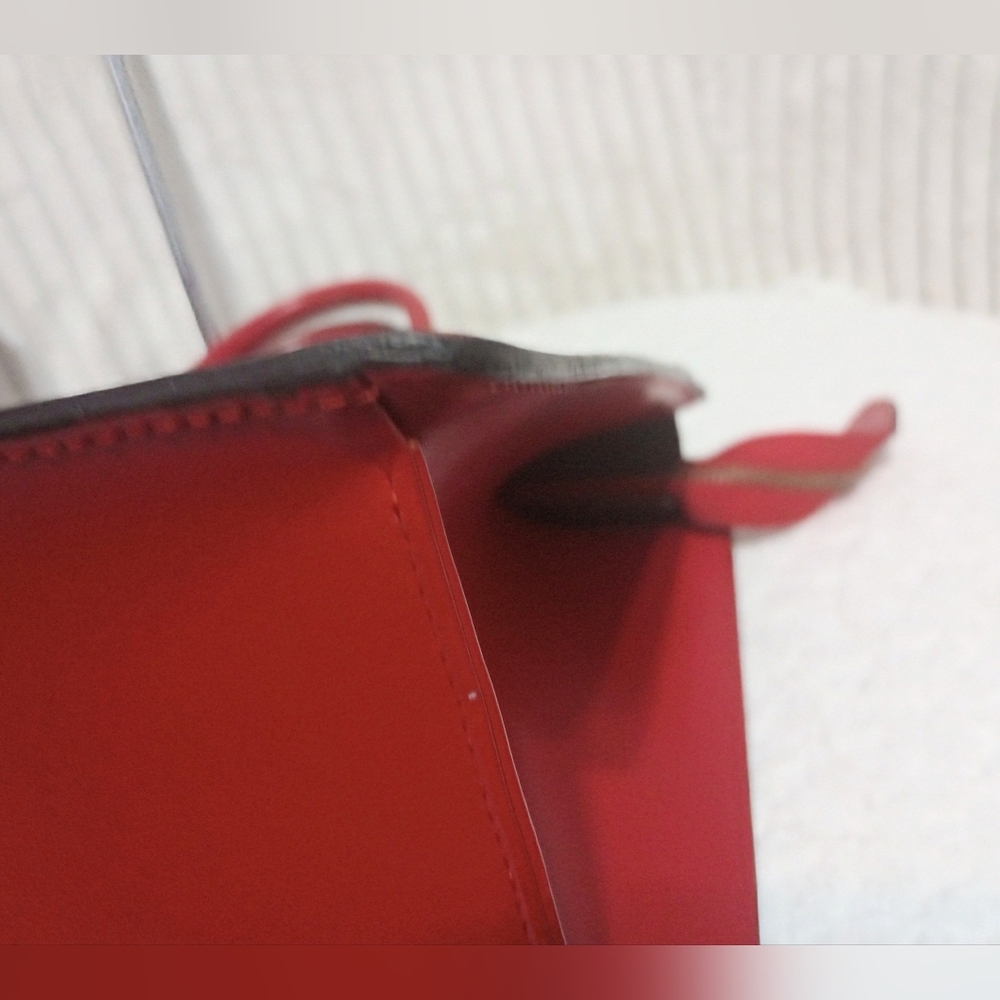 Louis Vuitton Bags - Picture 16 of 16